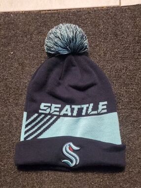 NHL Authentic Pro Fanatics Seattle Kraken Beanie...🏒